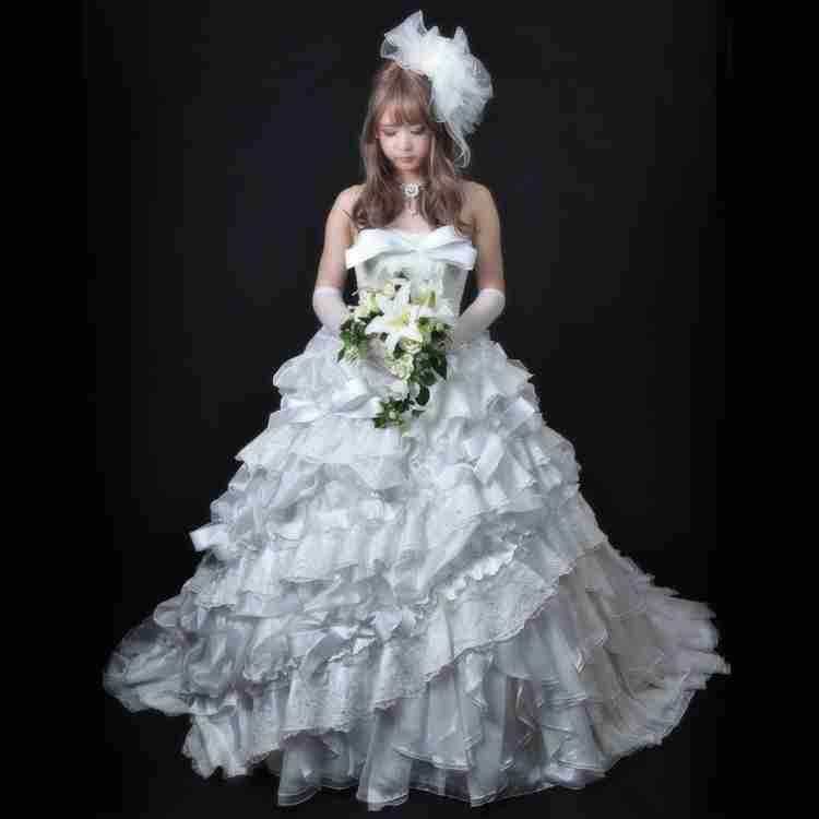 綺麗なウエディングドレスがみたい