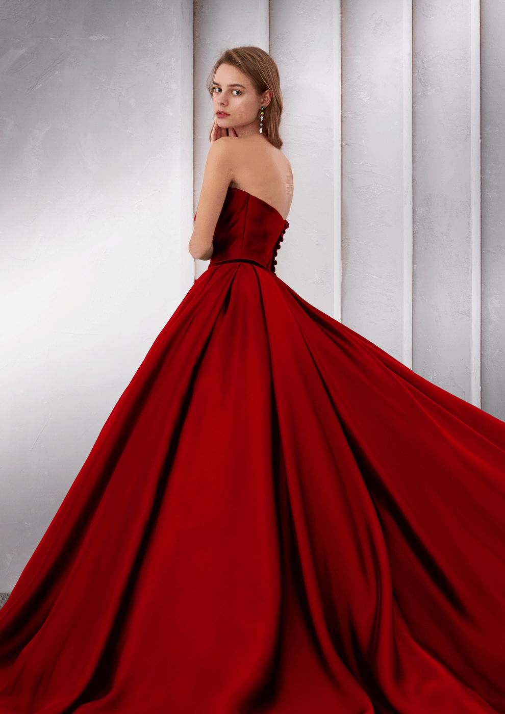 綺麗なウエディングドレスがみたい