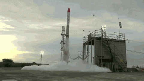 前澤友作氏、12月に宇宙へ！12・8ソユーズ搭乗、日本人初の民間人宇宙飛行士としてISSへ