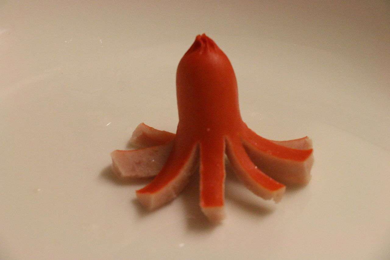 11歳と性交、スマホ撮影　21歳大学生を児童買春などの容疑で逮捕