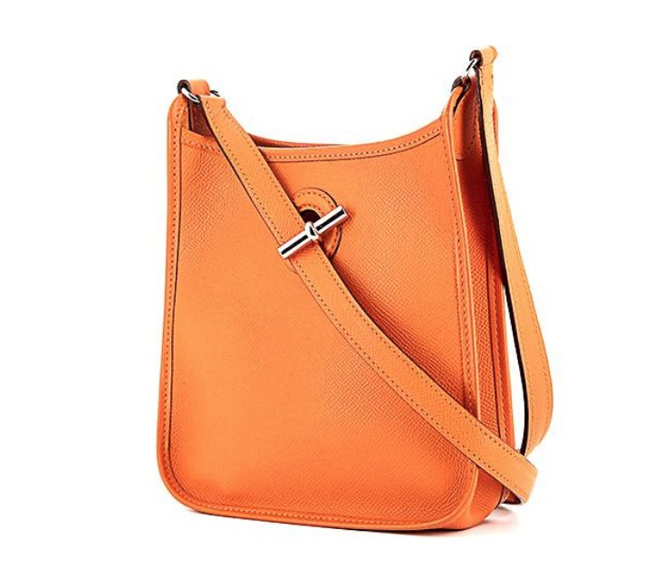 きれいめなカジュアルバッグのおすすめ