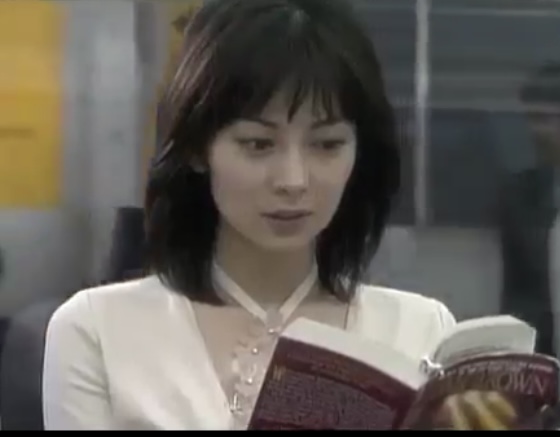 伊東美咲、44歳の最新ショットが美しすぎる！久しぶりの顔出しに絶賛の声「すごく綺麗」
