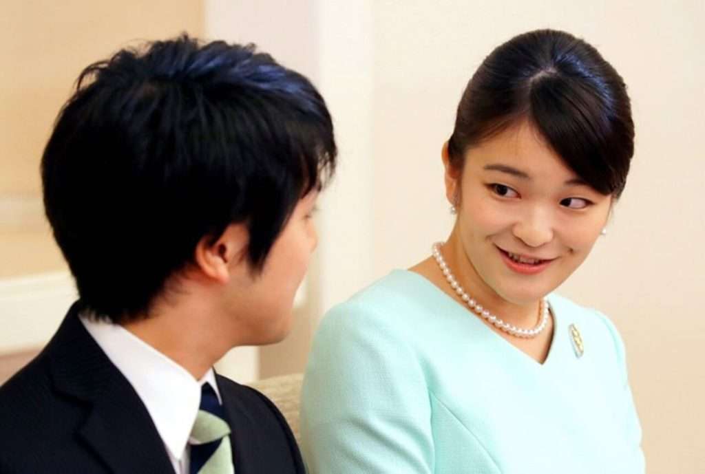 伊勢神宮「天皇からのお供え物」を元職員がヤフオクに出品していた