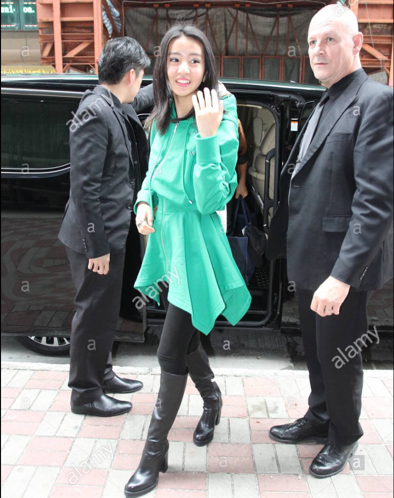 センター分けの美男美女の画像が見たい