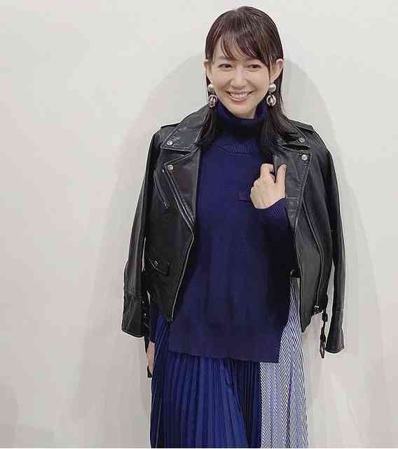奇跡の54歳！森口瑤子、超可愛い私服ロングワンピ姿でタクシー待ちする様子に絶賛の嵐