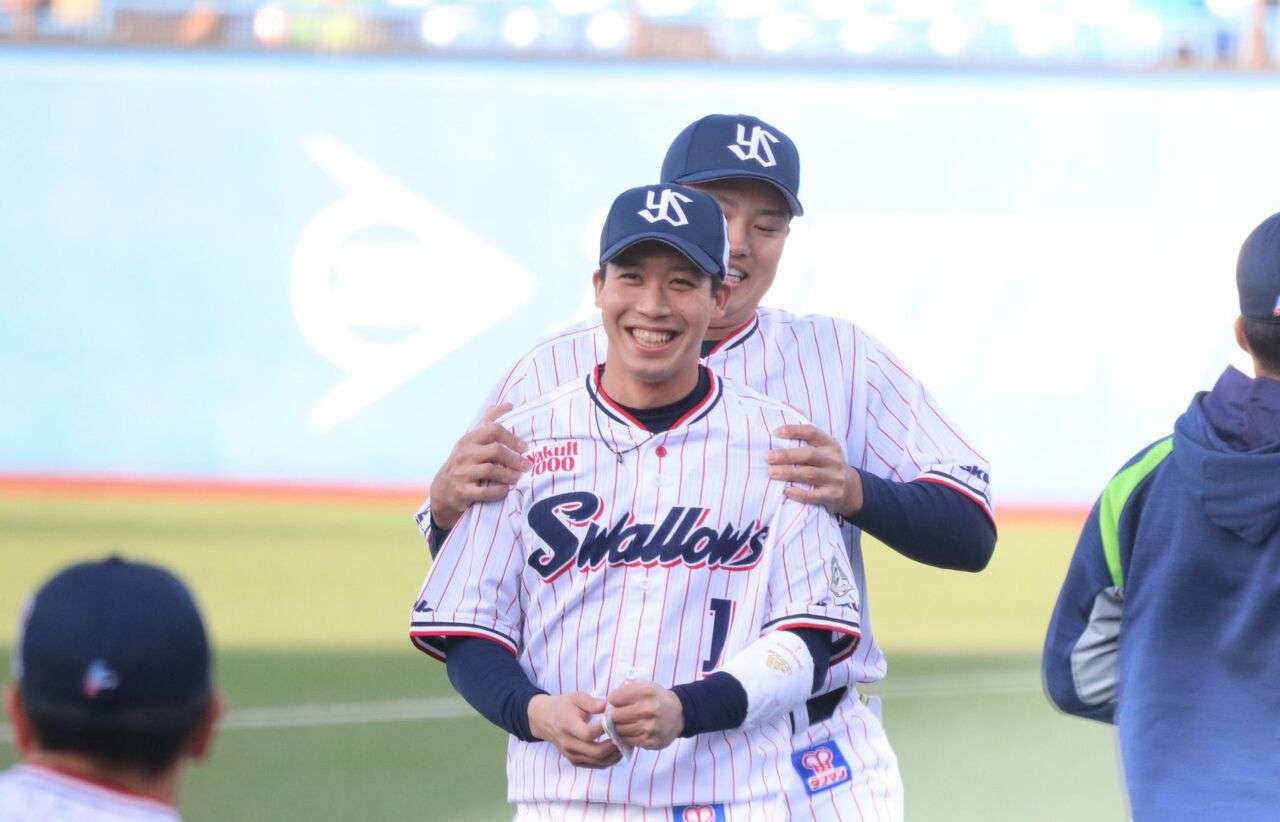 プロ野球のツーショット画像を貼ろう❗️
