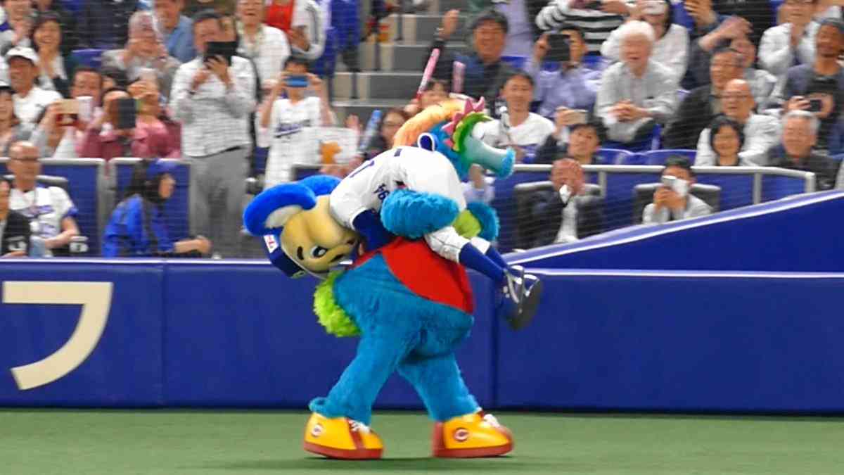 プロ野球のツーショット画像を貼ろう❗️
