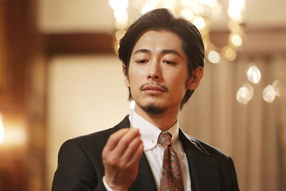 ディーン・フジオカ、オープンカーに乗る姿に絶賛の嵐「横に乗せて」「左ハンドルが似合います！」