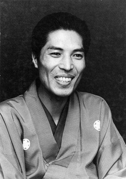 顔の全てのパーツが大きい人