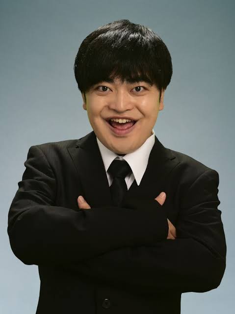 顔の全てのパーツが大きい人