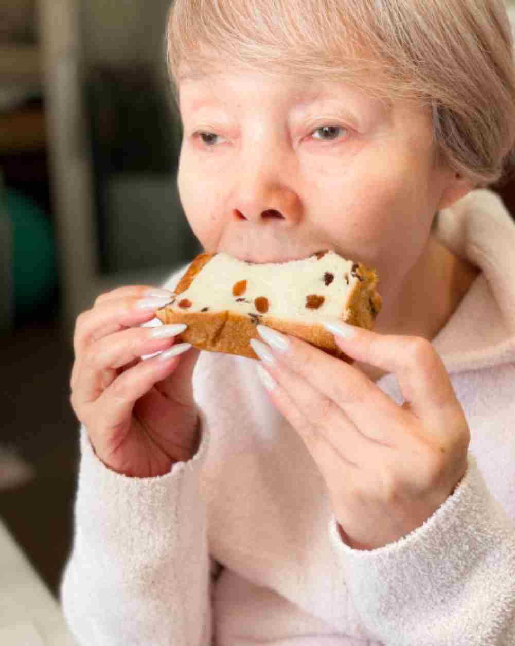 食パンはトーストしますか？そのまま食べますか？🍞