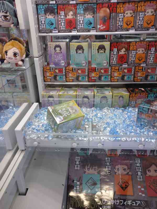 クレーンゲームで何円賭けて何を取った?