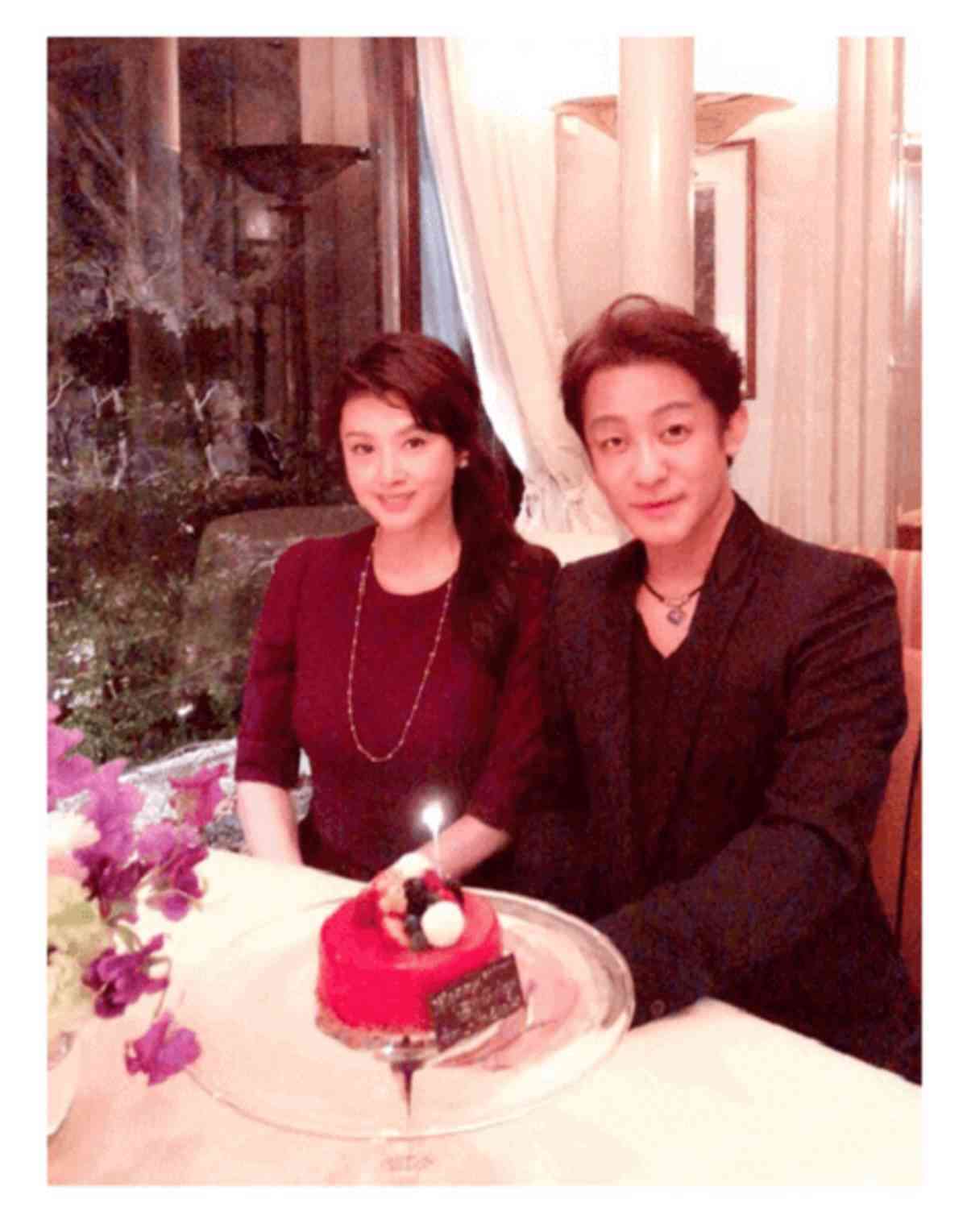 藤原紀香、姫カットの自撮りに大ブーイング「加工がひどすぎる」