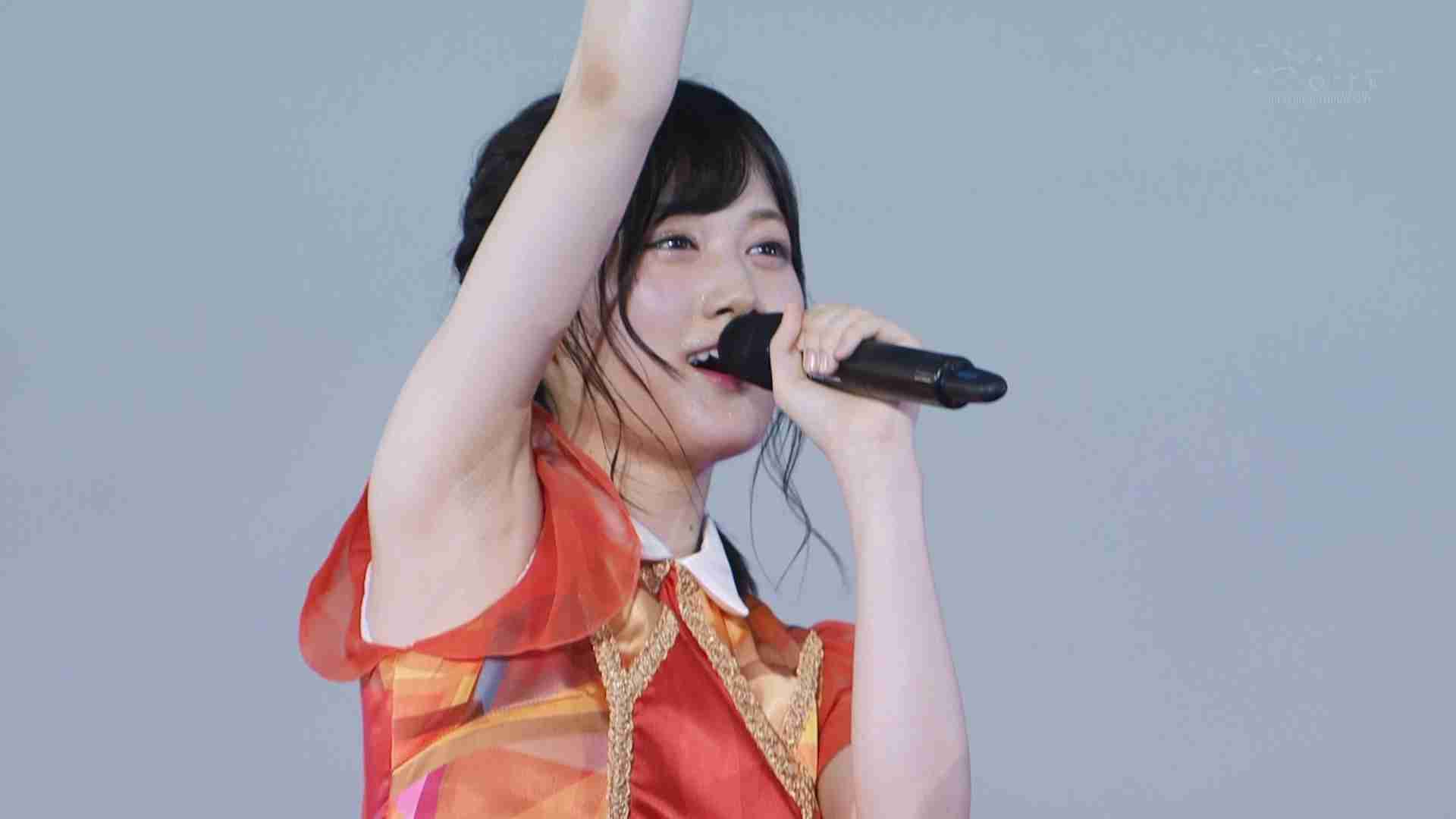 女性芸能人の脇はなぜ綺麗なのか?