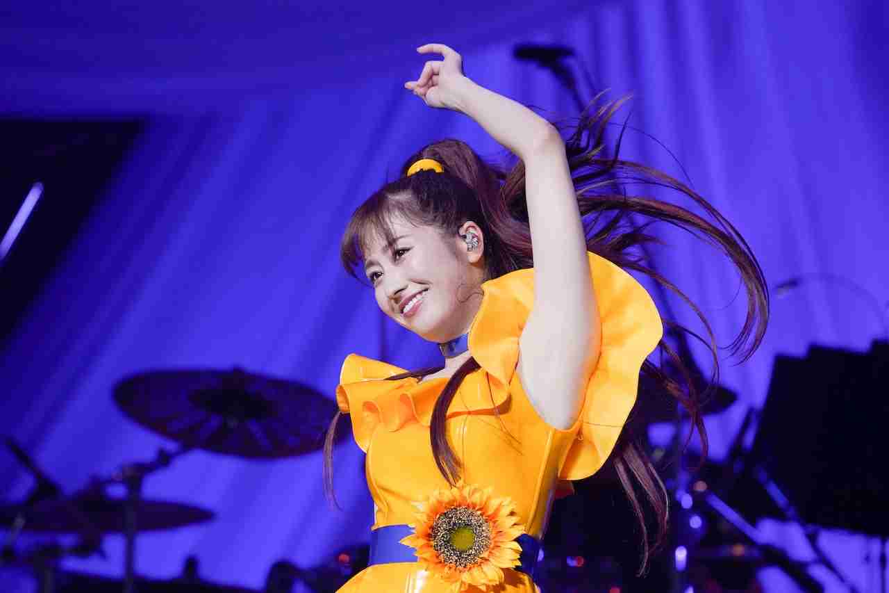 女性芸能人の脇はなぜ綺麗なのか?