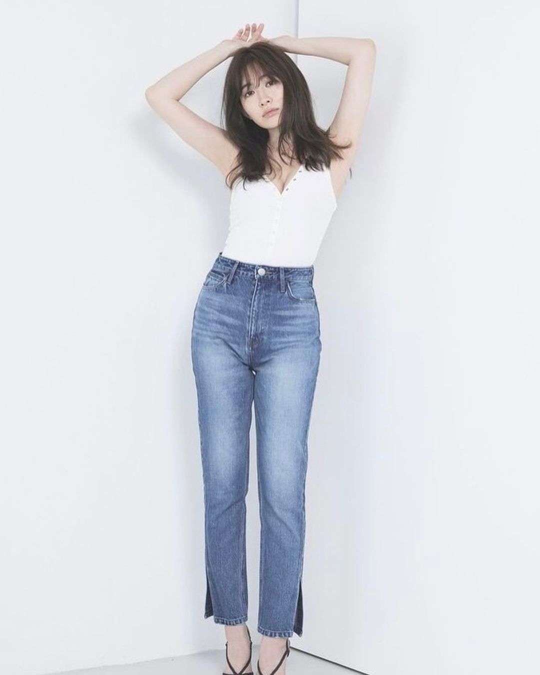 こじはる　新CMで360度カメラを初体験「コロナが終息したら旅行、お出かけに使いたい」