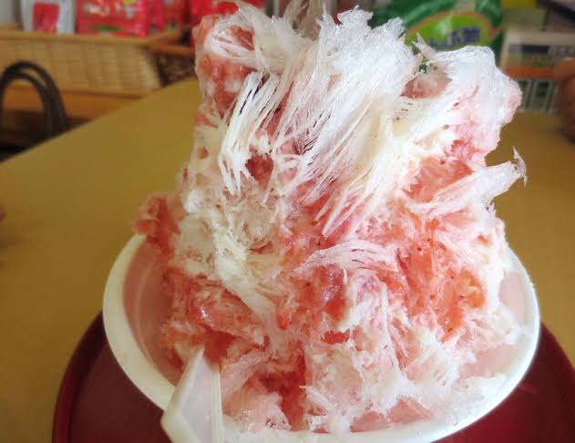 <コメダ珈琲店>“夏の名物”かき氷、今年は「ラ・フランス氷」と「ぶどう氷」 白桃、宇治抹茶も再登場