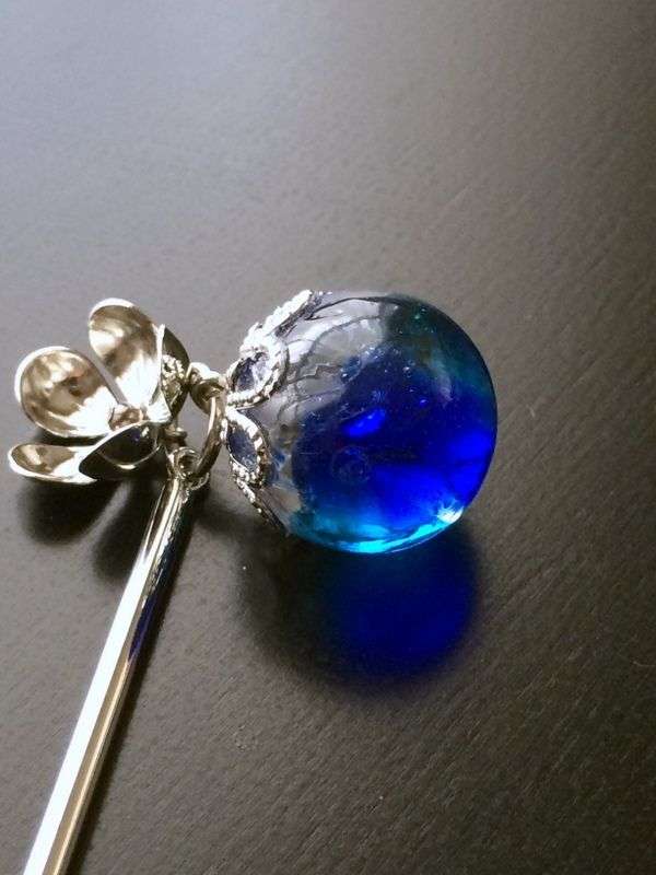 青いガラス小物が見たい！