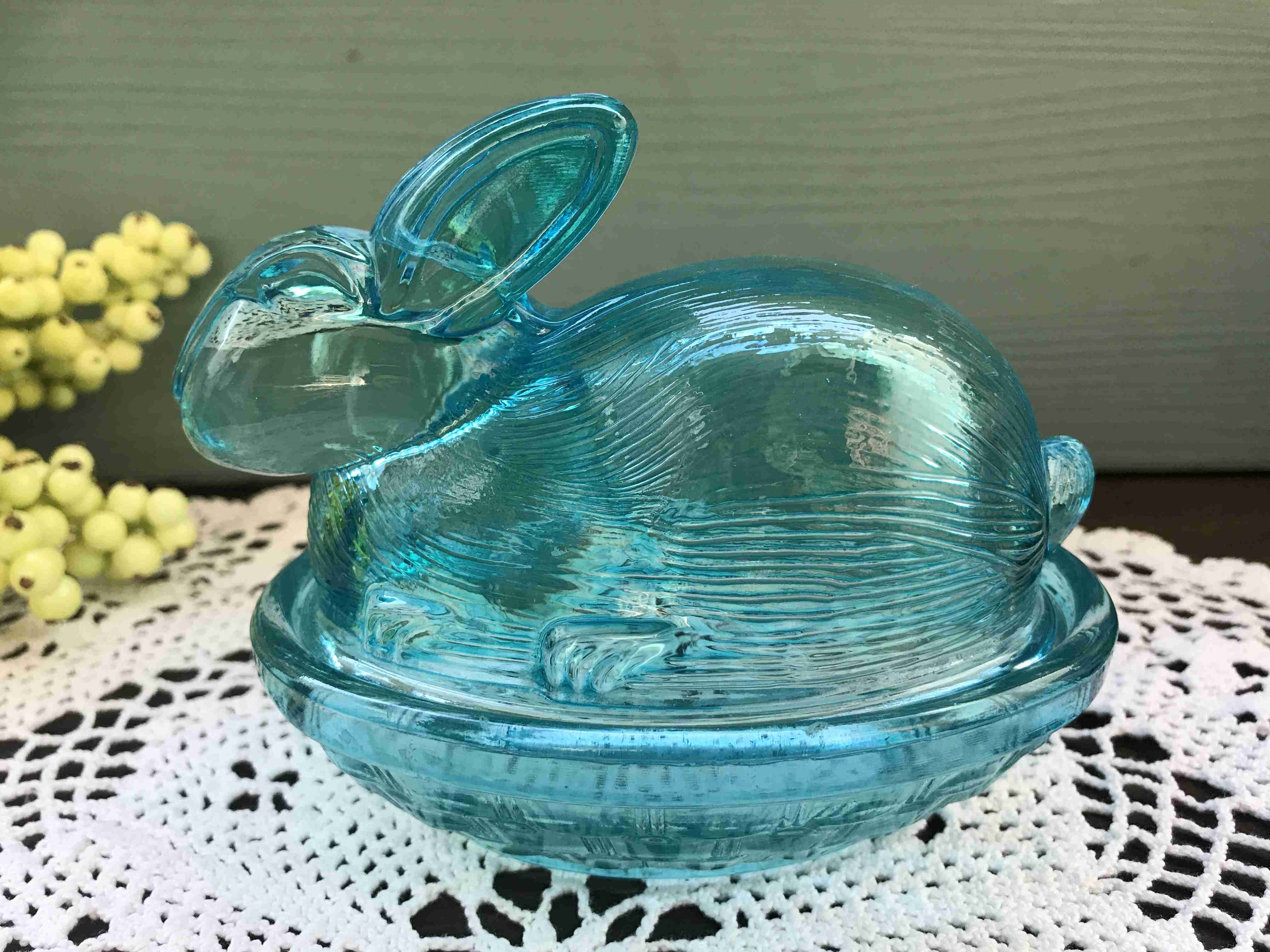 青いガラス小物が見たい！