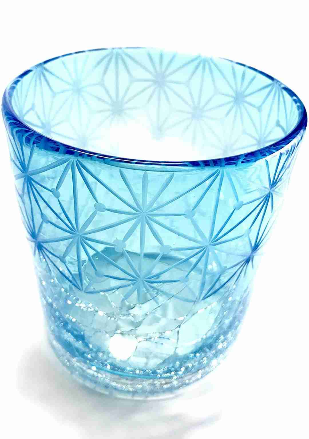 青いガラス小物が見たい！