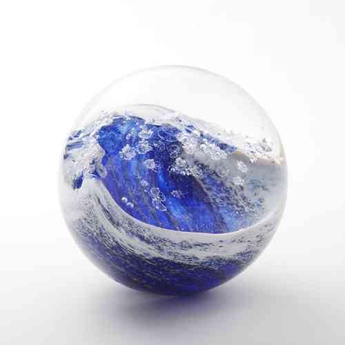 青いガラス小物が見たい！