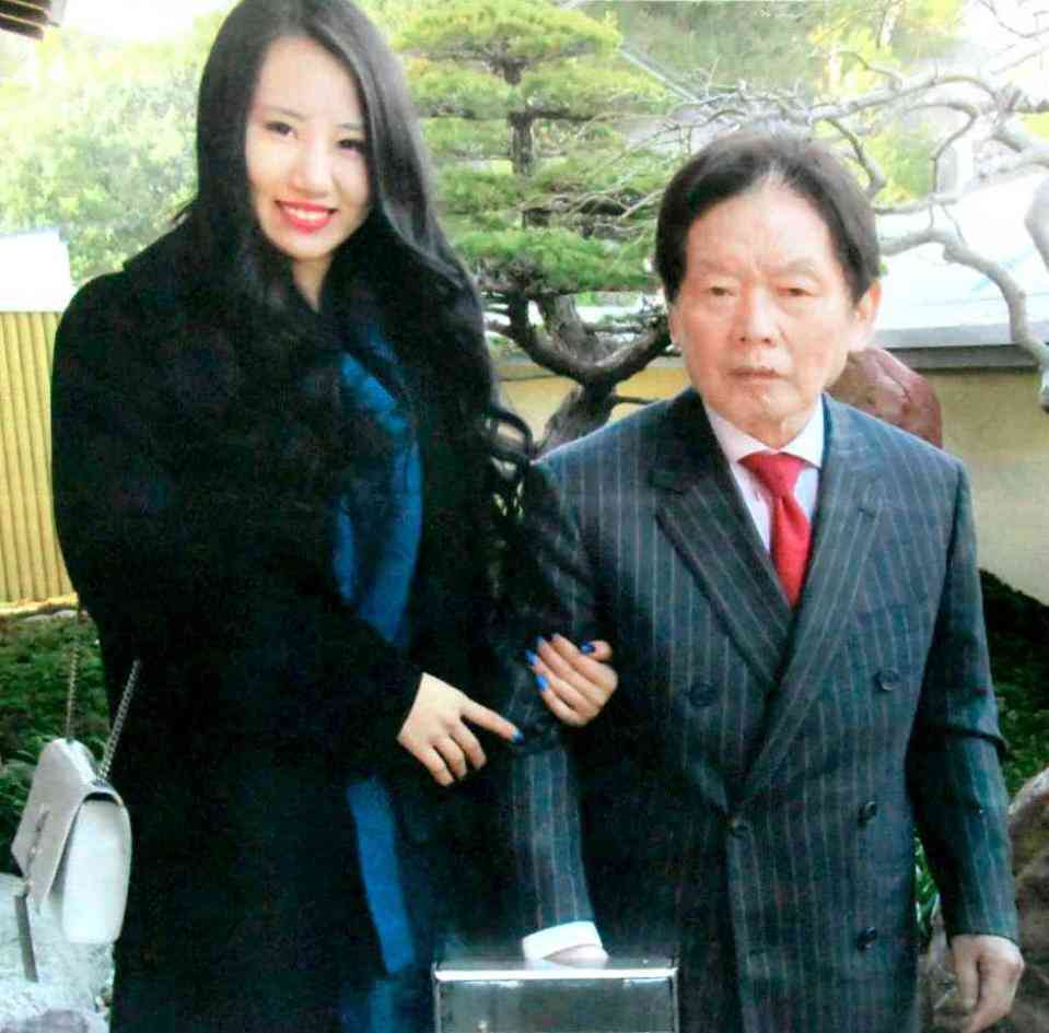 お粗末!!逮捕の紀州ドン・ファン捜査員 4月の元妻逮捕直前に〝盗撮〟も発覚