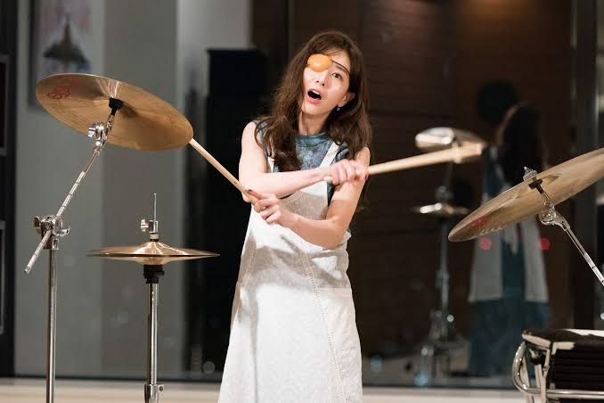 演技を見て見直した芸能人はいますか？