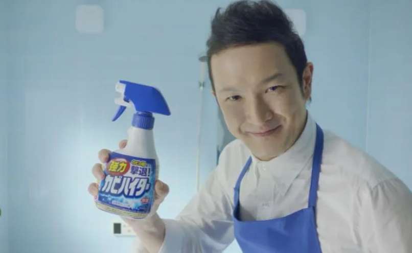 お風呂場は「ほったらかし」でキレイに! スポンジでゴシゴシはNGです