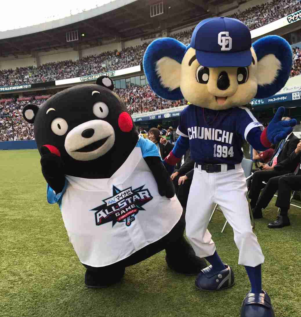 ゆるキャラの仲良しツーショット画像