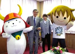 ゆるキャラの仲良しツーショット画像