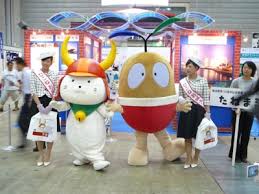 ゆるキャラの仲良しツーショット画像