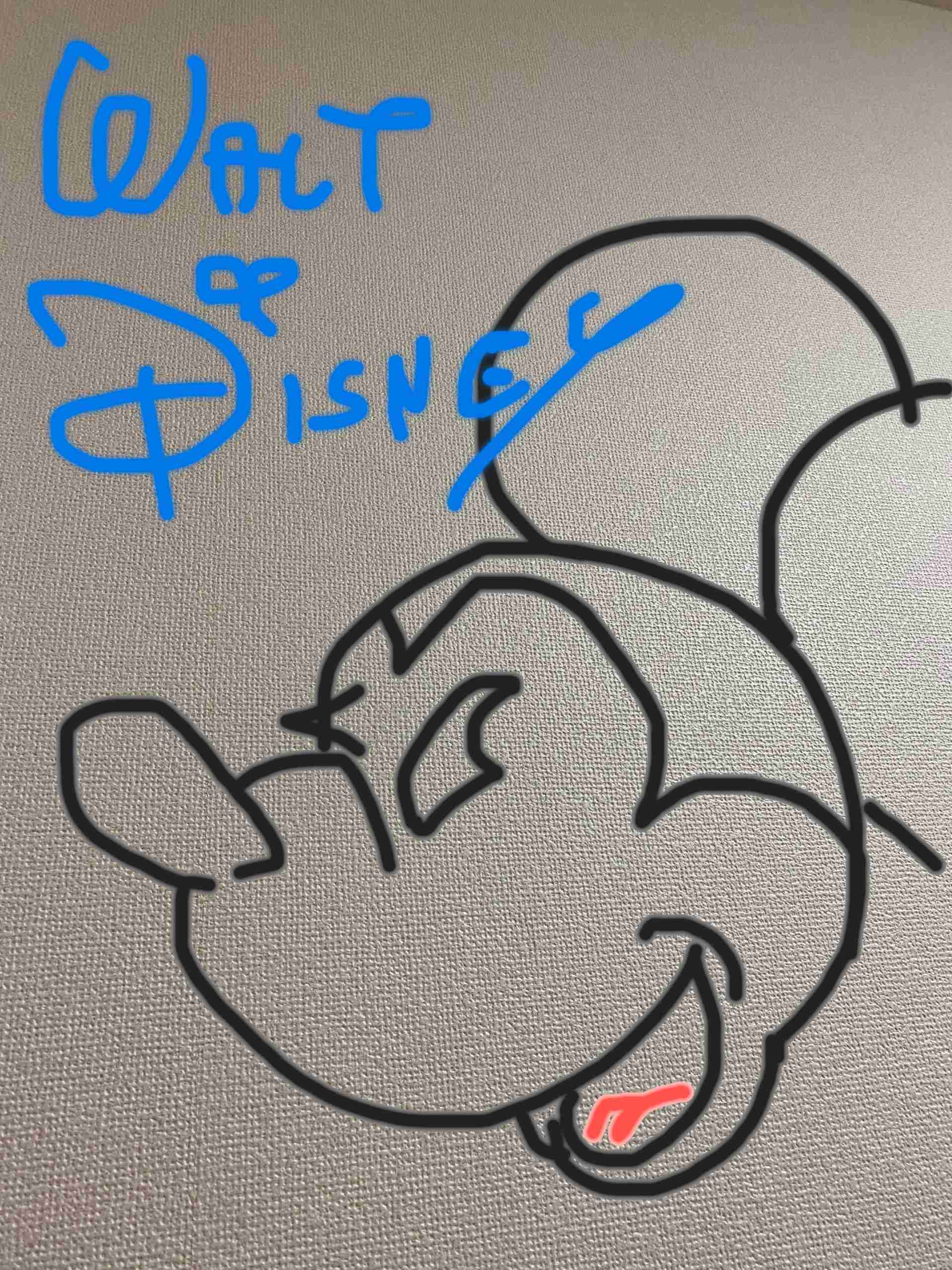 何も見ずにミッキーマウスを描くトピ