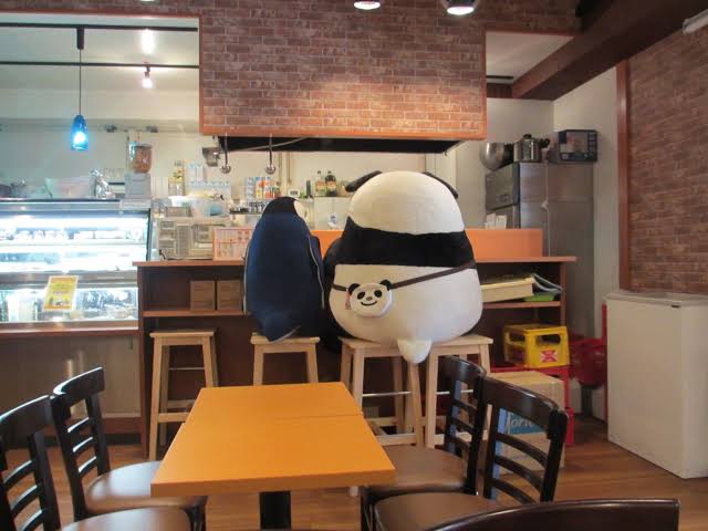 『しろくまカフェ』公認カフェが宮古島にオープン！南国仕様のシロクマくんグッズや店内に豪華声優陣の直筆サインも