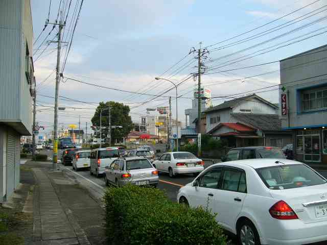 中途半端な田舎に住んでる人