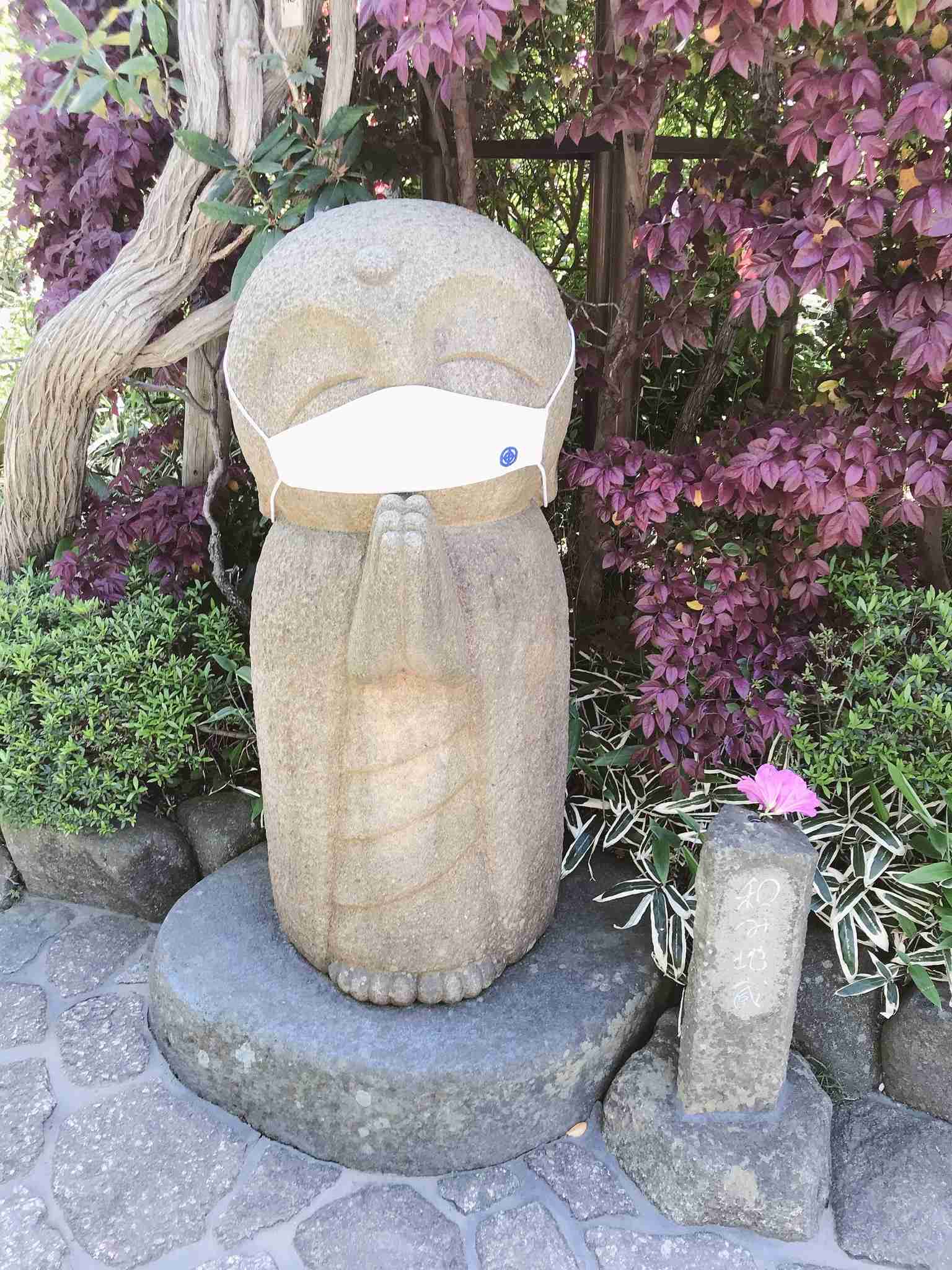 町で見かけたマスクをしたキャラクター達が見たい