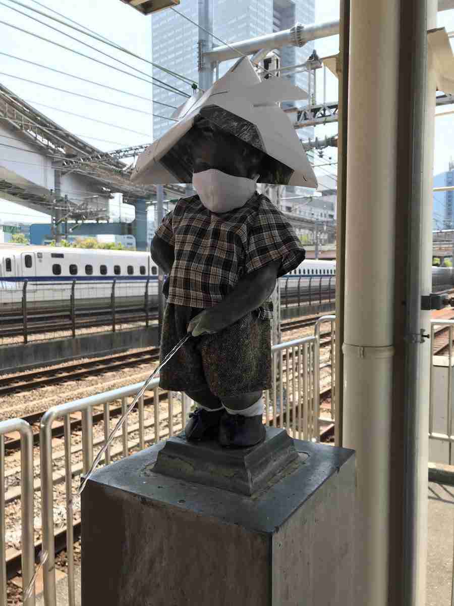 町で見かけたマスクをしたキャラクター達が見たい