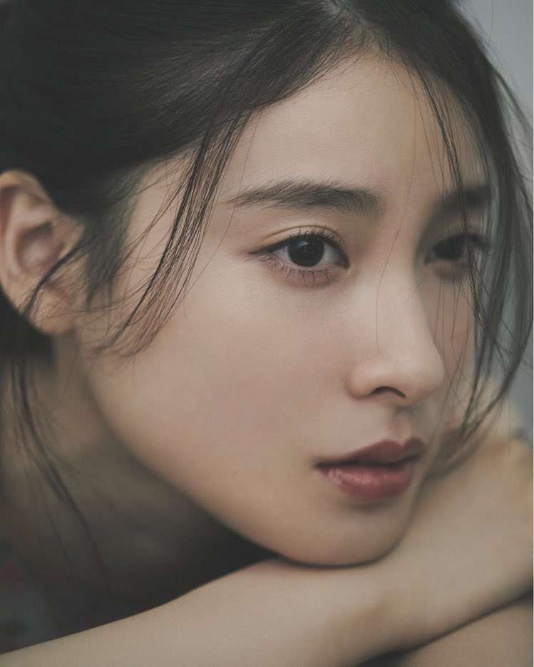 美人・イケメン芸能人の顔面どアップ画像を貼るトピ Part5