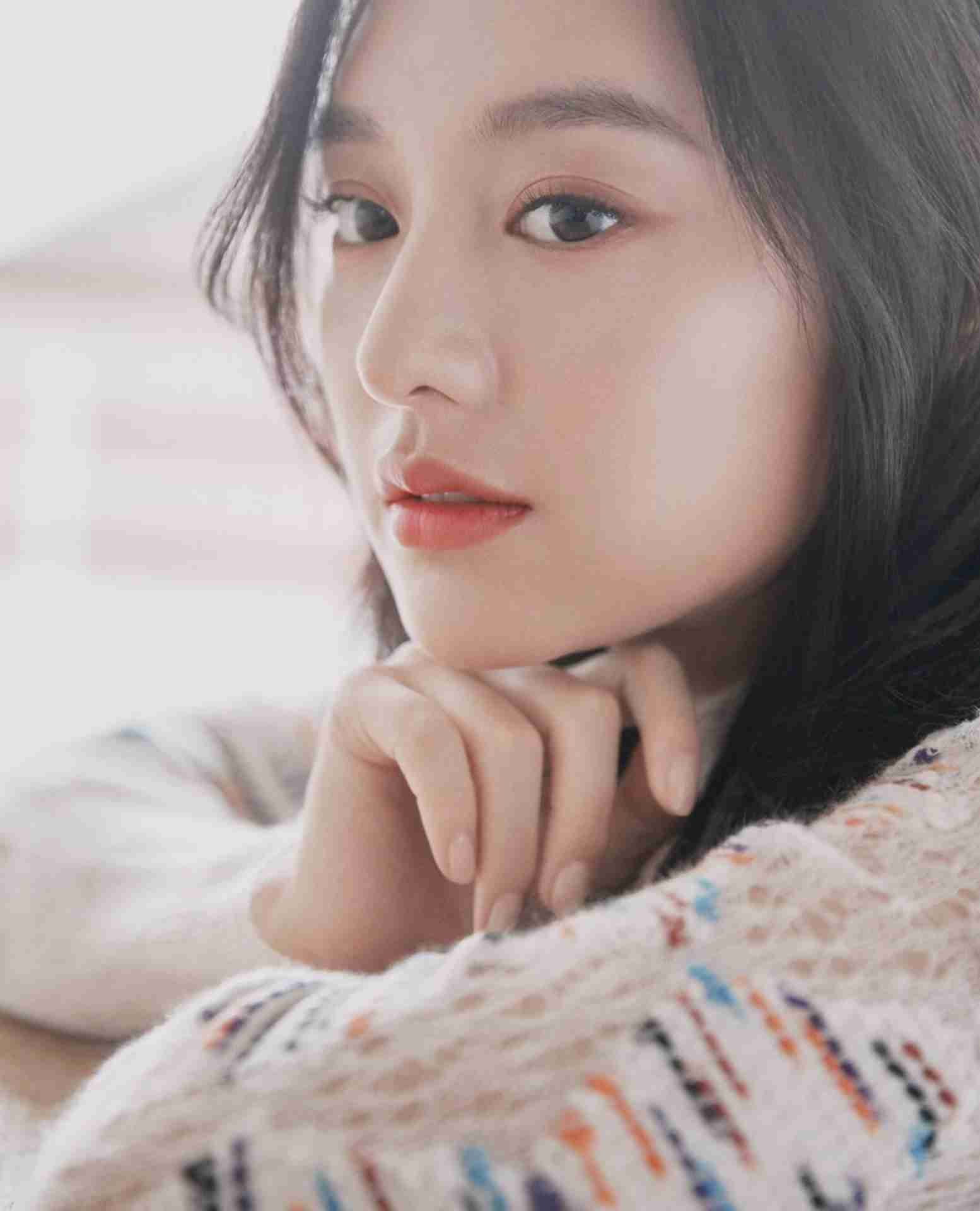 美人・イケメン芸能人の顔面どアップ画像を貼るトピ Part5