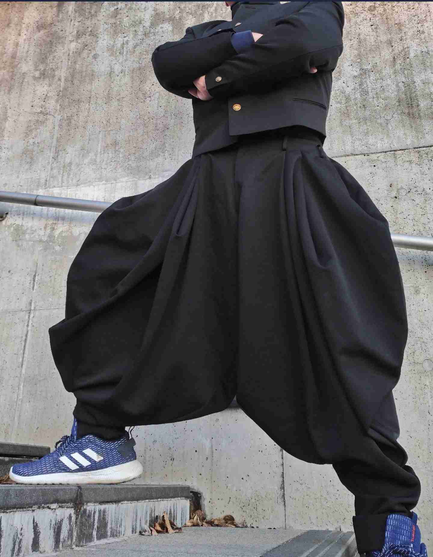 ワイドパンツが好き