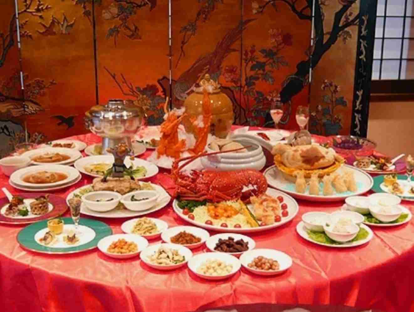 今日のランチは何ですか？