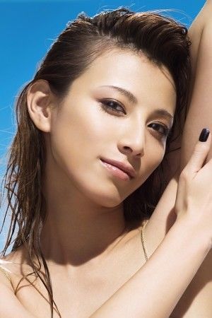 加藤あい バーキンをエコバッグ代わりに！“学業第一”の教育ママ姿