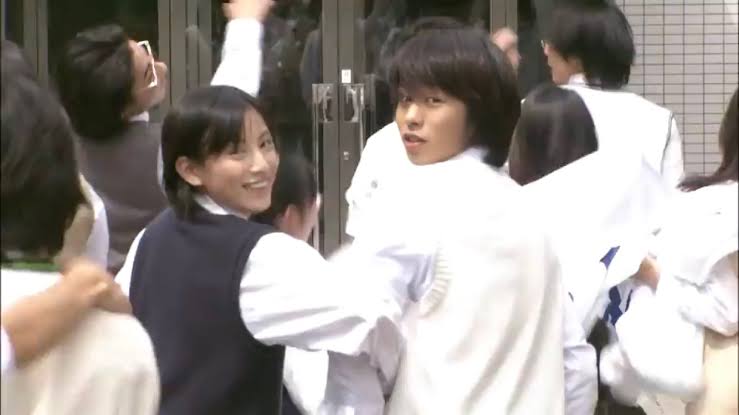 加藤あい バーキンをエコバッグ代わりに！“学業第一”の教育ママ姿