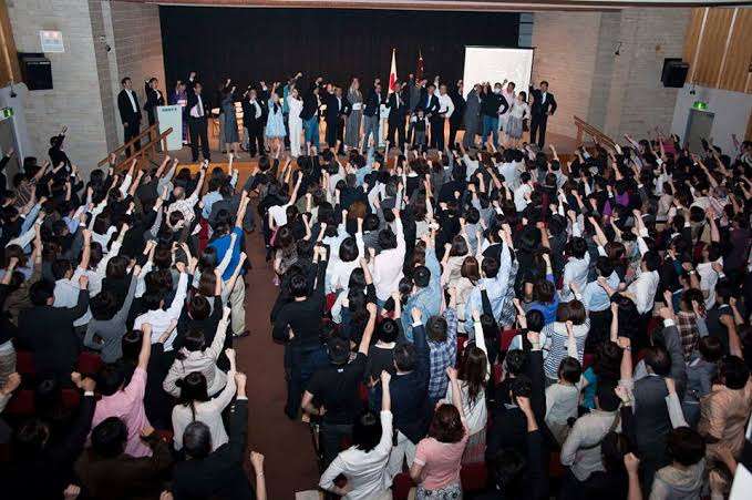 “西村発言”に怒り心頭の飲食店が決起！　ネットで拡散「自公以外に投票」ポスター