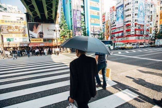 男子生徒がスカートで登校し校則改定を要求　「猛暑日は半ズボンを許可して」