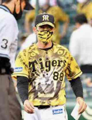 清原和博氏が解説者で甲子園来場　ファンが騒然、警備員「席に戻って下さい」