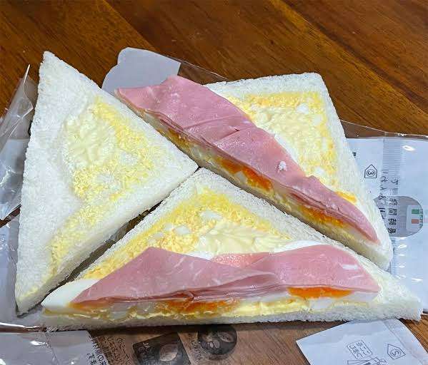 サンドイッチ包装を紙に セブン-イレブンがプラ削減取り組み