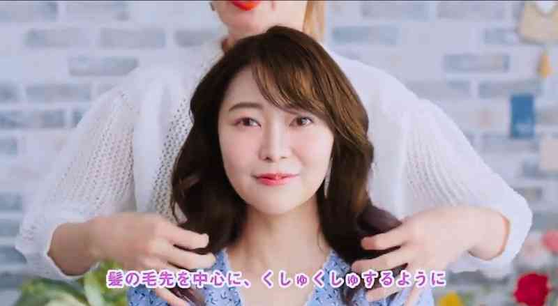 橋本環奈、美デコルテ全開で色気「ギャップ!!」「か、かわいい、透明感」 『ar』表紙で“オトナ美”披露 