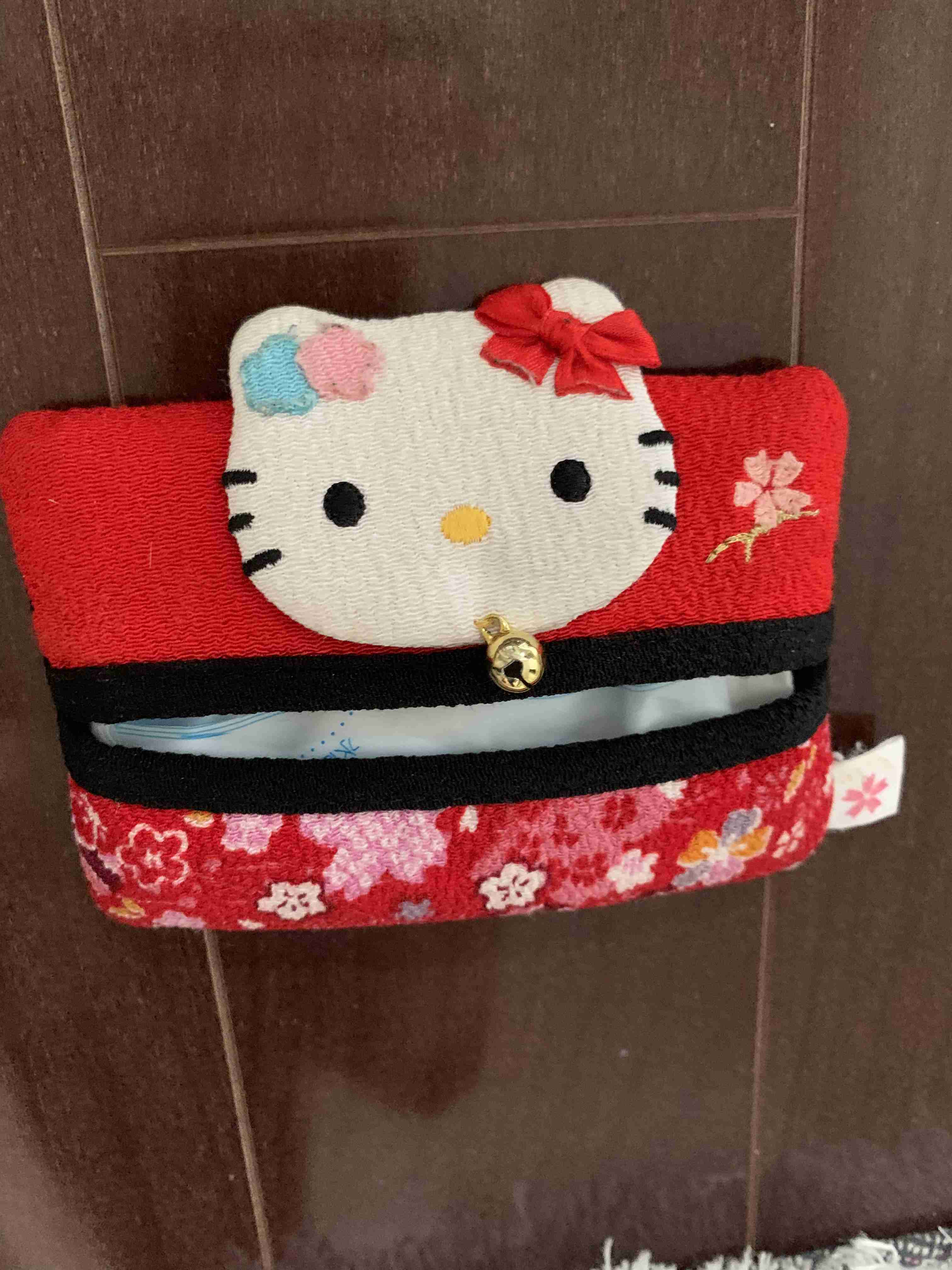 ティッシュポーチどんなの使ってますか？