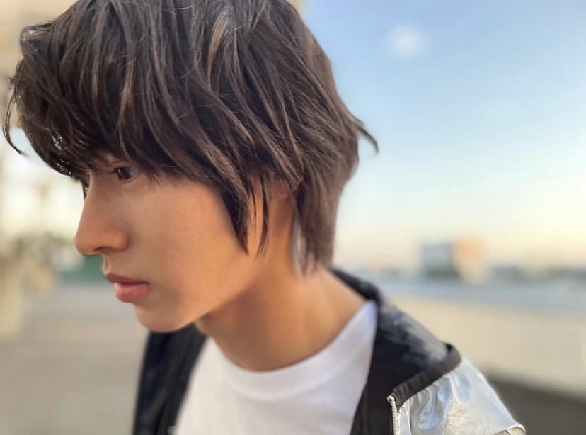 「V字開脚してる山崎賢人にしか見えない」 ハンモックに座る姿に見間違い続出→SNSで爆笑