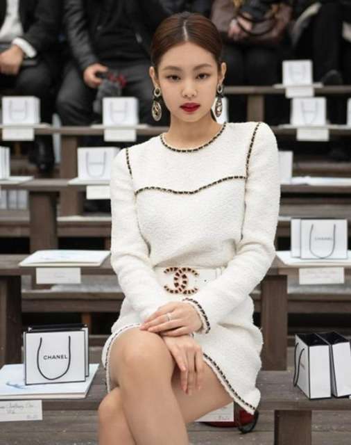 ハイブランドのファッションが似合う芸能人の画像を貼るトピ Part2